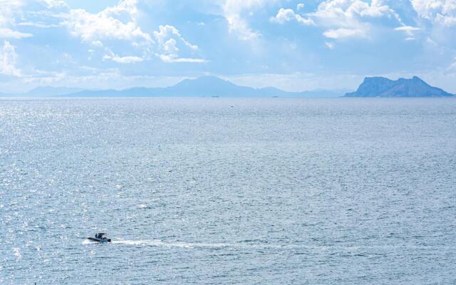 Modern Beachside Apartment in Estepona