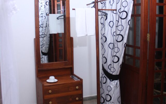 Hotel City Grand Ella