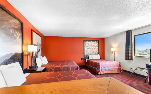 Super 8 by Wyndham Dumfries/Quantico