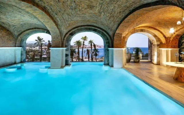 4BD Oceanfront Unit Vista Encantada Cabo