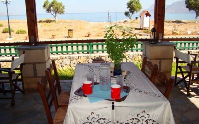 Drapania Beach