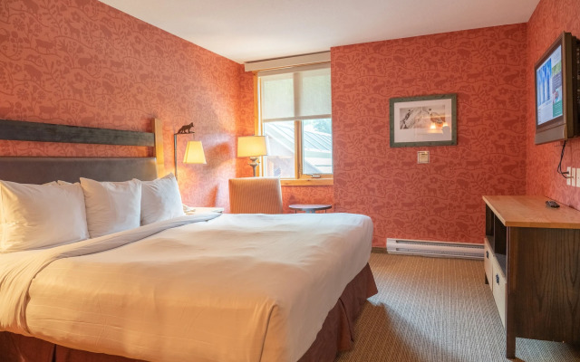 The Fox Hotel and Suites