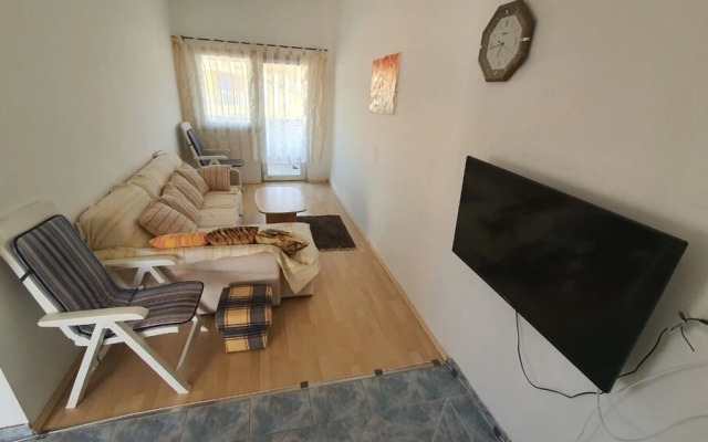 Gavro - 20 m From the sea - A2