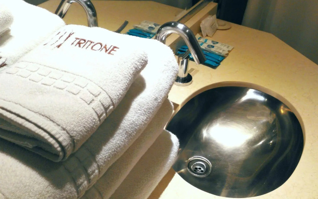 Tritone Hotel