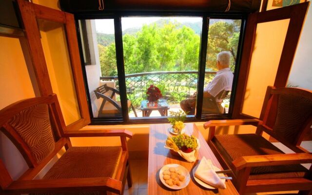 Country Inn Sattal