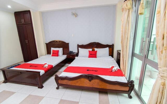 RedDoorz near 23rd September Park