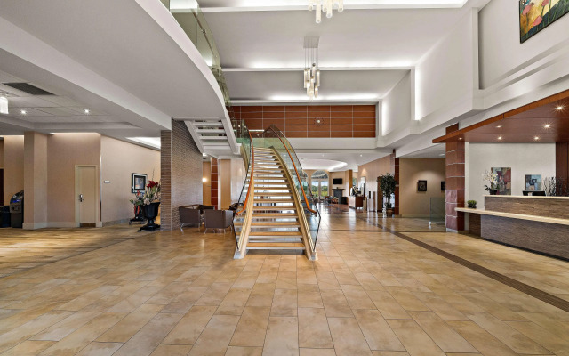 Best Western Plus Orangeville Inn & Suites