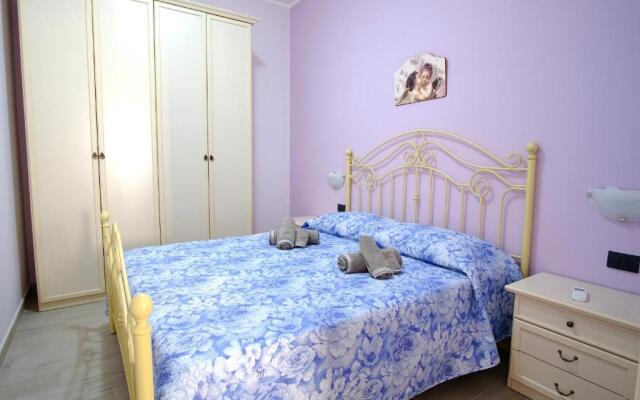 La rosa dei venti, apartment 1