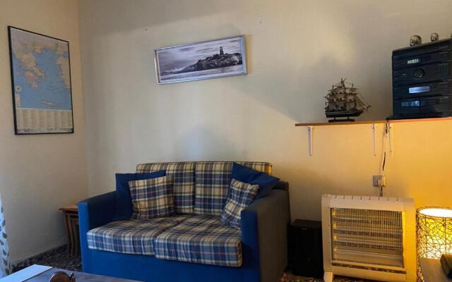 ''Mary's House'' Entire residence Olympiada Halkidiki Near to See 200m !