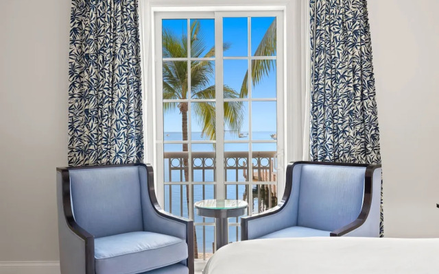 Ocean Front One Bedroom Residence