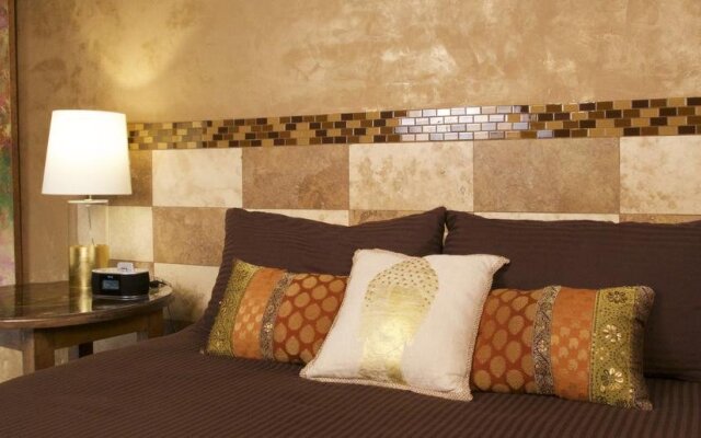 Luxx Boutique Hotel