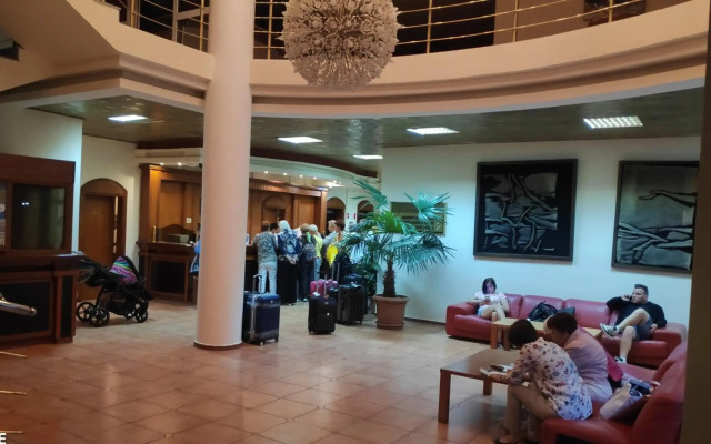Hotel Shipka Beach