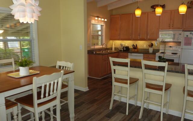 Mellow Yellow 3 Bedroom Home