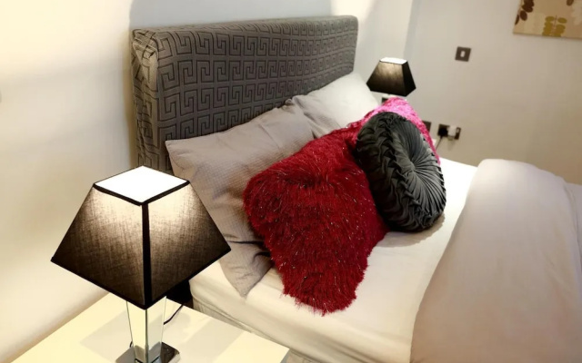 Home In Birmingham New Street