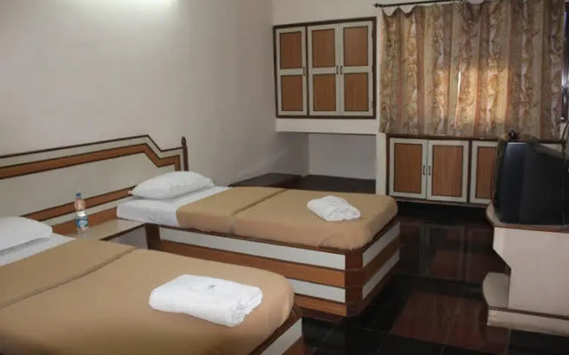 Hotel Royale Inn
