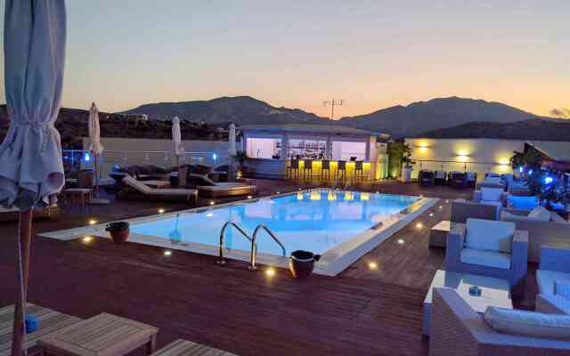 Konstantinos Palace