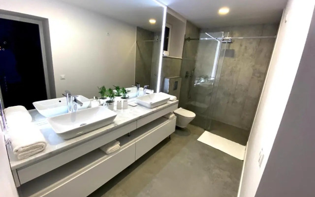 Luksusowa Willa pod Lasem, Otwock kolo Warszawy