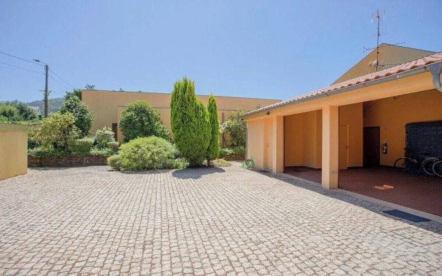 Liiiving in Caminha Countryside Pool House