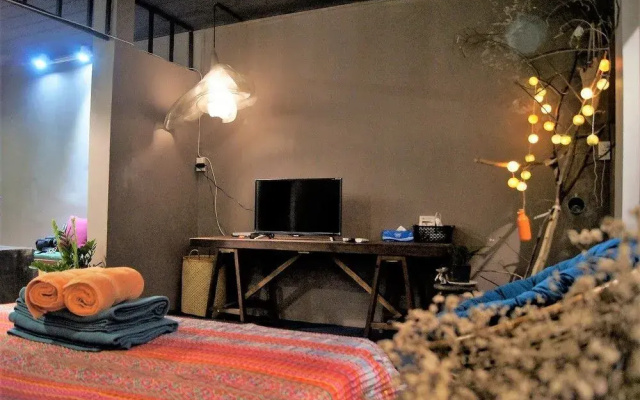 HoLo Opera Saigon - Serviced Homestay