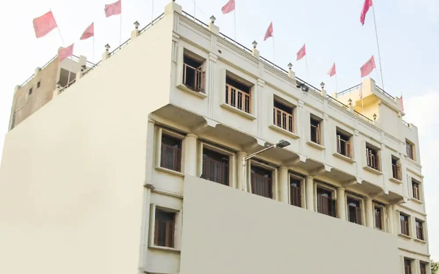 OYO 7343 Al Shareef Palace