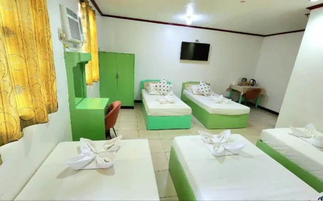 The DYNASTY COURT Hotel