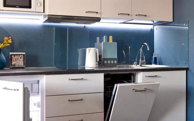 Studio apartments on Zheleznodorozhny Prospekt 14 k1