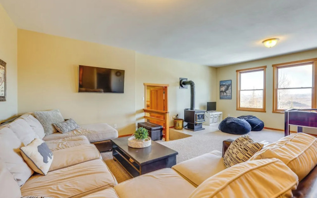 Private Hot Tub: Scenic Granby Vacation Rental!