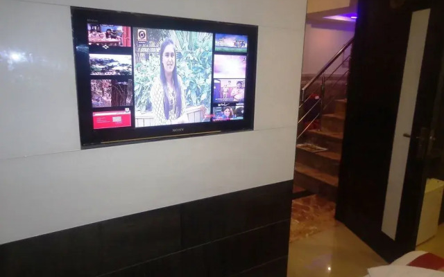 Hotel Guruvas Inn