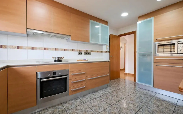 Marina in Blanes With 6 Bedrooms and 4 Bathrooms