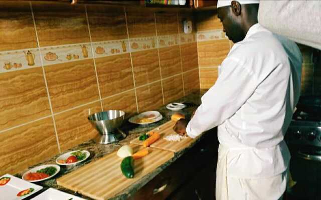 World House Gisozi Hotel