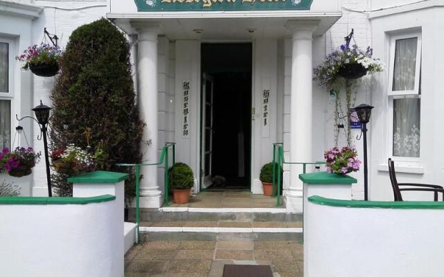 Roseglen Hotel