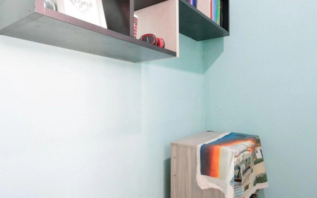 Quarto em residência tranquila e familiar