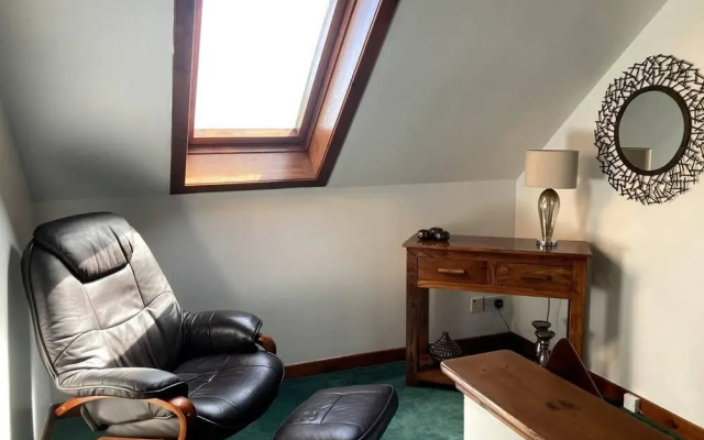 Immaculate 5 Bedroom House Outside Stornoway