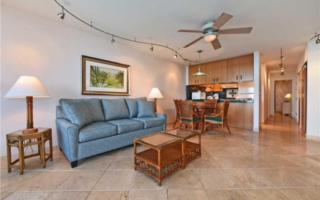 Makani Sands Condominiums