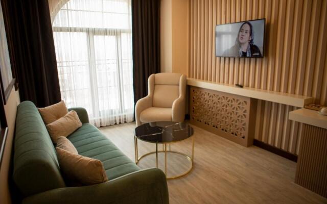Eden's Hotel