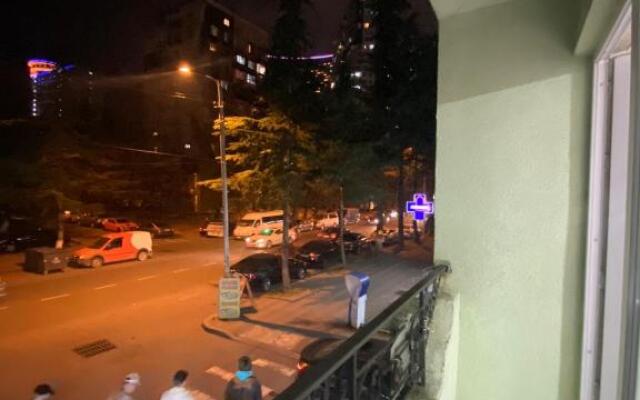 Apartment studio maksim