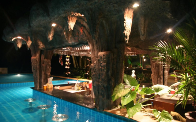Dreamland Resort