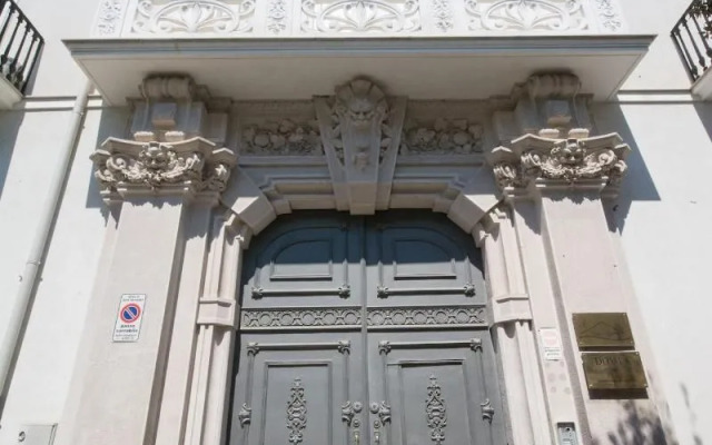 Suites and Apartment