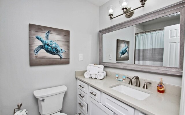 Summerhouse West by Youngs Suncoast