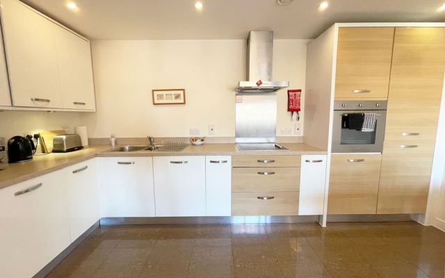 Continental Apartments Farnborough Buisness Park