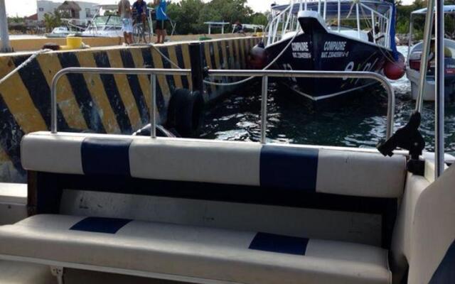 Que Bueno Yatch