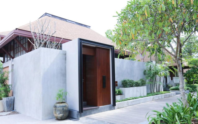 Pavilion Samui Pool Residence