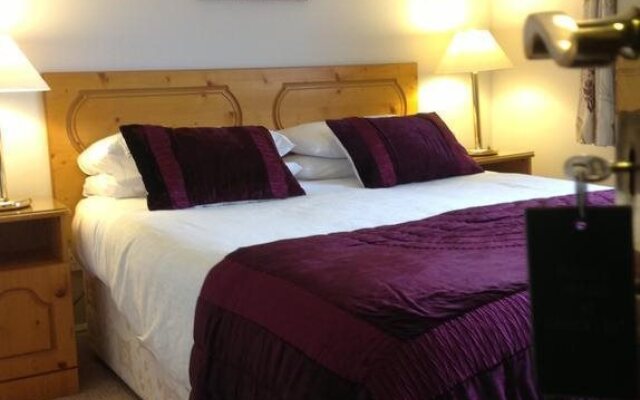 Killarney House