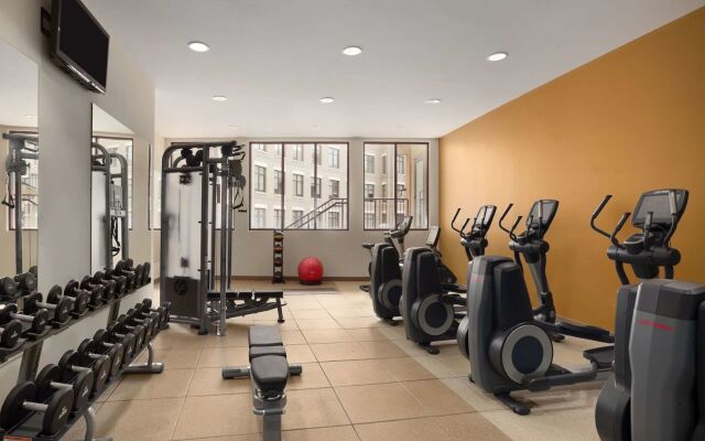 Embassy Suites by Hilton Alexandria Old Town