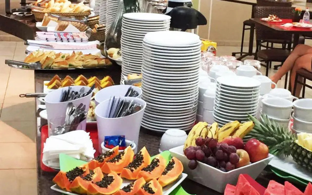 Larison Hotéis ECONOMY