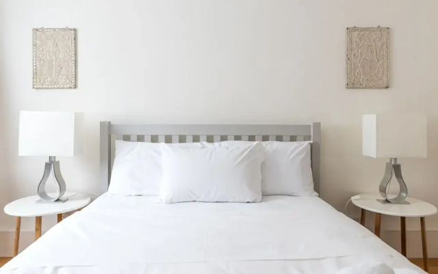 A Place Like Home - Comfortable South Kensington Apartment