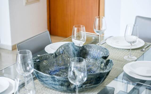 Deluxe 3 BD Marina Apartment in Herzylia