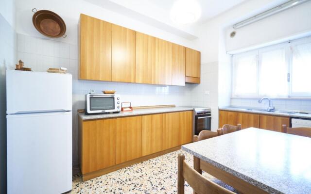 Bright apartment with a beautiful lagoon view.-Mura di Levante