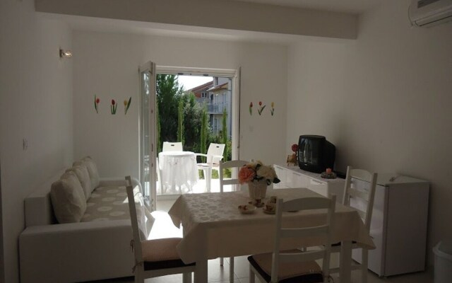 Mirjana - With Parking - A2