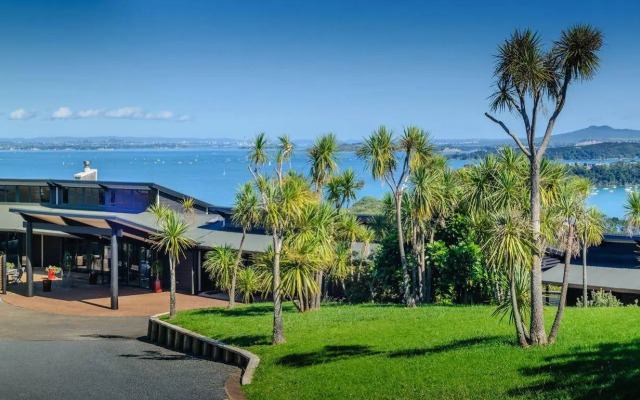 Te Whau Lodge